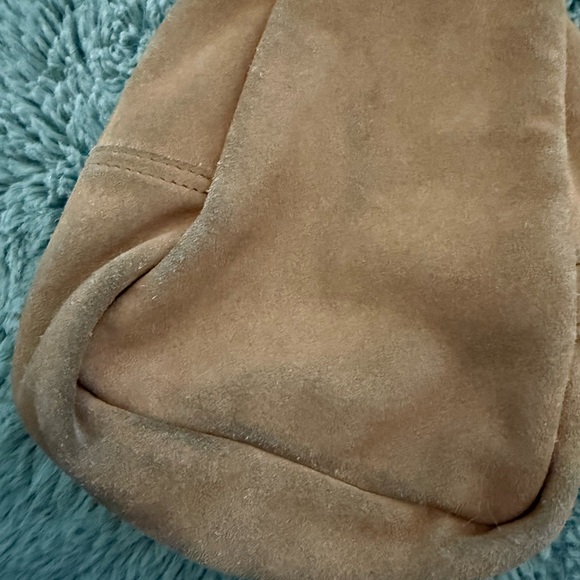 Free People “Hudson” Tan Suede Sling/Crossbody Bag - Picture 5 of 9